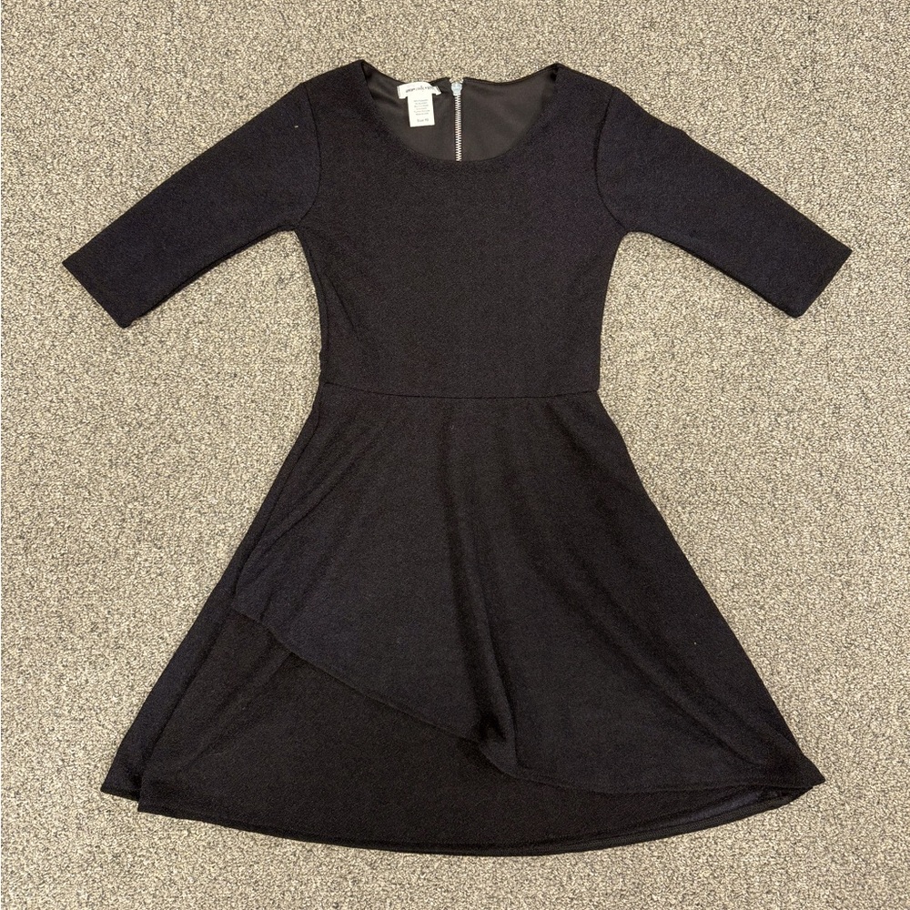 NWT Area Code 407 kids size 3/4 sleeve black dresss